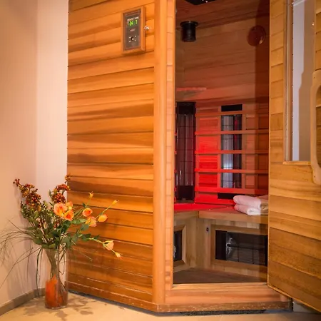 莱克斯奈尔旅馆 图克斯