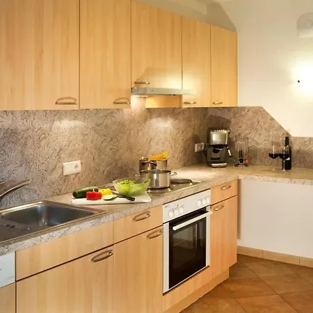 Lexner Guest house