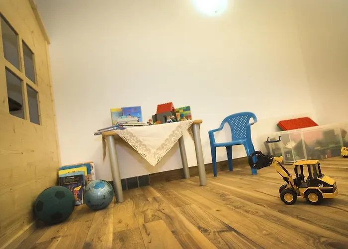 Lexner بيت ضيافة 4*