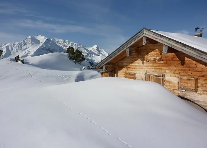 Lexner بيت ضيافة 4*